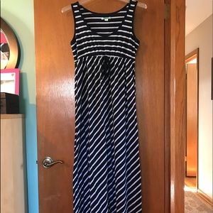 Maternity dress full length